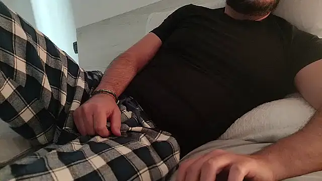 Reb born89 online show from April 19, 2026, 8:13 am