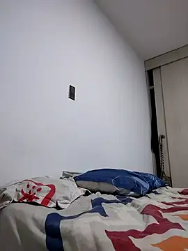 whitebull97 online show from January 14, 2026, 12:05 am