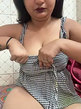 Curvy Anaya online show from May 2, 2026, 6:29 am