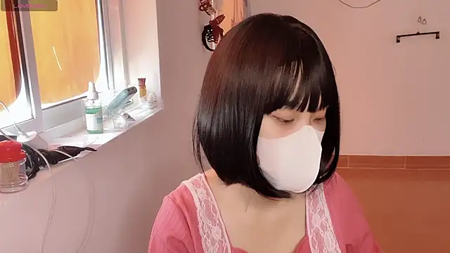 Tieu-May online show from February 3, 2026, 7:13 am