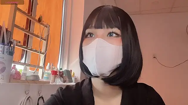 Tieu-May online show from February 13, 2026, 6:42 am