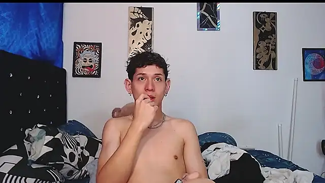 Snapshot of yorsamm_smit chatting on February 24, 2026, 11:03 pm yorsamm smit online show from February 24, 2026, 11:03 pm