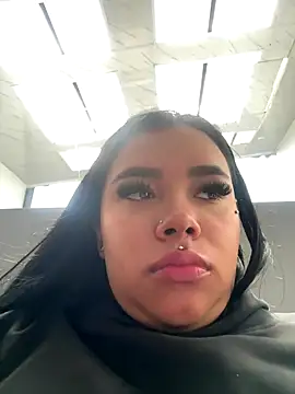 Snapshot of Liaevans__ chatting on January 6, 2026, 6:55 pm Liaevans online show from January 6, 2026, 6:55 pm