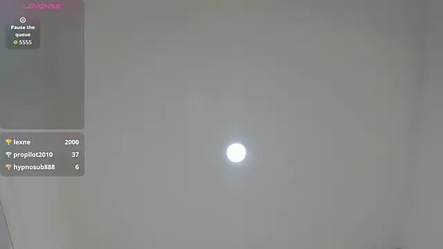 laura rouse7 online show from May 15, 2026, 11:56 pm