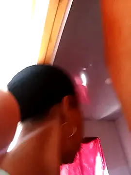 IIv0ryN0IIReX-XX online show from April 5, 2026, 2:36 pm