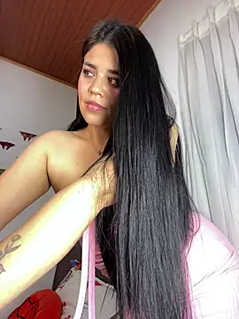 sophyy white online show from June 8, 2026, 5:30 am