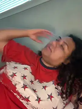 Angeliccreamyrican online show from February 16, 2026, 6:04 pm