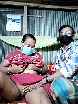 Snapshot of Hot-headed chatting on February 9, 2026, 4:55 pm Hot-headed online show from February 9, 2026, 4:55 pm