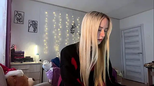 Snapshot of LatashiaOrcutt chatting on January 11, 2026, 12:21 pm LatashiaOrcutt online show from January 11, 2026, 12:21 pm