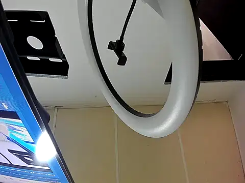 Snapshot of kikihtx chatting on January 15, 2026, 8:23 pm kikihtx online show from January 15, 2026, 8:23 pm