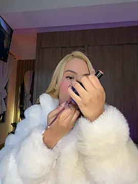 karymoron online show from April 17, 2026, 5:32 am