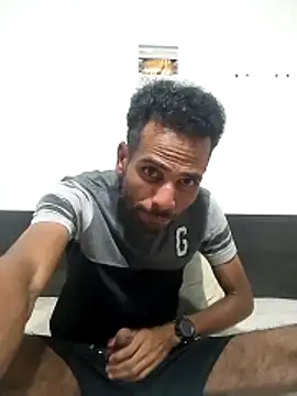 Snapshot of moreno_alpha_br chatting on February 13, 2026, 3:02 am moreno alpha br online show from February 13, 2026, 3:02 am