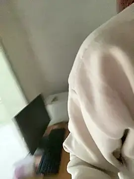 LISJN69 online show from January 14, 2026, 12:16 am