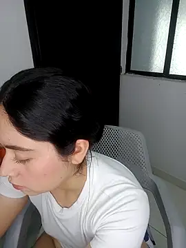 SweetAlbedo online show from February 25, 2026, 9:02 pm