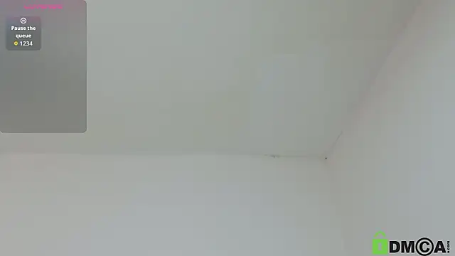 sweet posionx online show from February 17, 2026, 9:32 pm