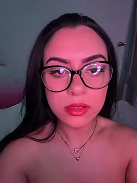 Marisa ass online show from April 5, 2026, 7:33 pm