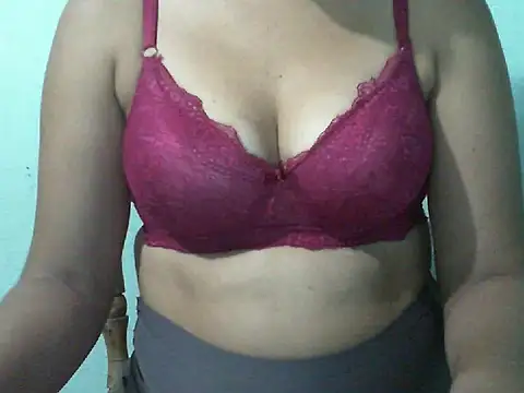 Snapshot of anacarada chatting on February 11, 2026, 10:26 pm anacarada online show from February 11, 2026, 10:26 pm