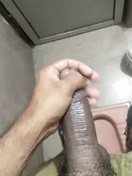 Snapshot of 8inchhere chatting on February 8, 2026, 9:07 pm 8inchhere online show from February 8, 2026, 9:07 pm