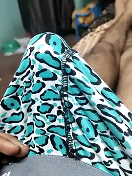 Snapshot of 8inchhere chatting on March 4, 2026, 6:03 pm 8inchhere online show from March 4, 2026, 6:03 pm