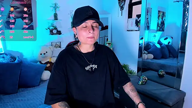 Snapshot of Zury_Ramirez chatting on January 8, 2026, 7:05 pm Zury Ramirez online show from January 8, 2026, 7:05 pm