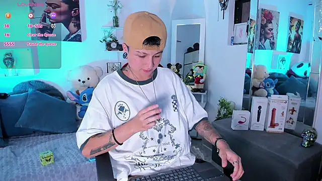 Snapshot of Zury_Ramirez chatting on January 10, 2026, 7:37 pm Zury Ramirez online show from January 10, 2026, 7:37 pm