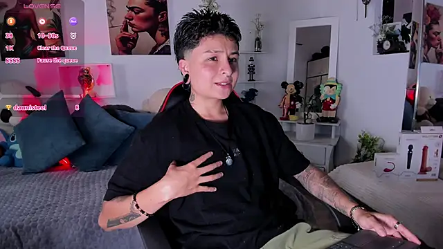 Snapshot of Zury_Ramirez chatting on January 13, 2026, 7:41 pm Zury Ramirez online show from January 13, 2026, 7:41 pm