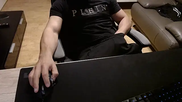 sensualman90 online show from January 10, 2026, 8:27 am