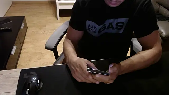 sensualman90 online show from January 10, 2026, 9:30 pm