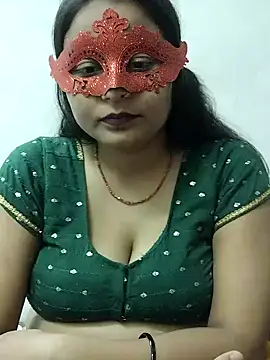 Snapshot of Cute-angle-1 chatting on February 14, 2026, 3:53 pm Cute-angle-1 online show from February 14, 2026, 3:53 pm