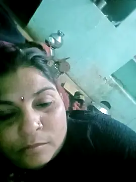 Rajnilodhi4788 online show from January 13, 2026, 2:44 pm