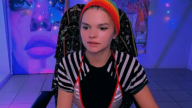 SaraGolben online show from January 15, 2026, 9:47 am