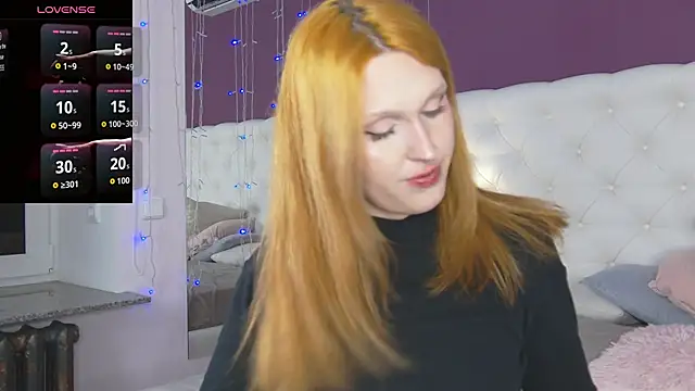 LunaBl1ss online show from February 13, 2026, 12:56 pm