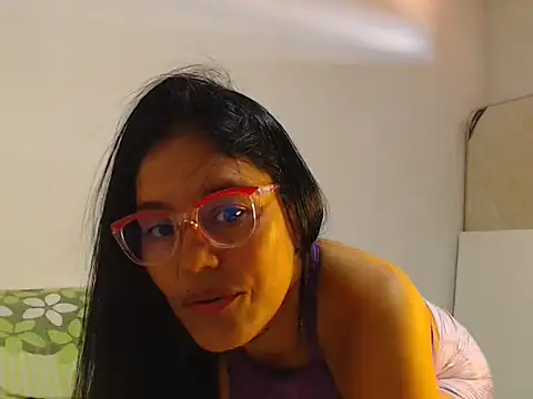 Elizabeth manzon online show from June 1, 2026, 7:48 pm