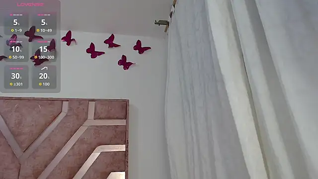 Roxy Fox- online show from February 25, 2026, 4:22 am