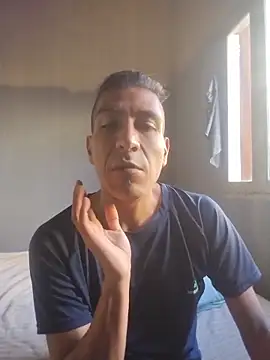 Snapshot of Rodrigohernan19 chatting on April 10, 2026, 6:45 pm Rodrigohernan19 online show from April 10, 2026, 6:45 pm