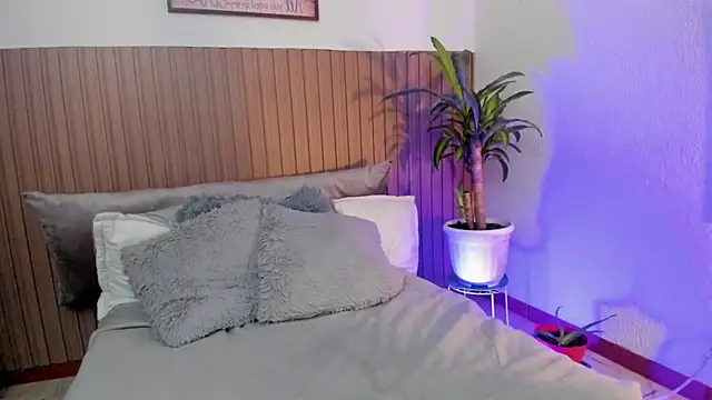 IndieMiller online show from April 16, 2026, 12:39 pm