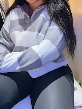 Snapshot of Lina_Velvet_ chatting on January 15, 2026, 2:21 pm Lina Velvet online show from January 15, 2026, 2:21 pm