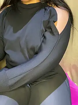 Lina Velvet  online show from February 17, 2026, 8:00 am