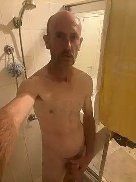 Milkmanjack online show from March 19, 2026, 8:24 pm