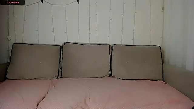 iceseeker2 online show from February 17, 2026, 9:10 pm