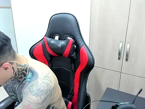 Chrissblack online show from February 12, 2026, 3:56 am