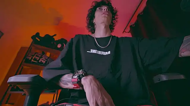 Olliver   y online show from April 12, 2026, 1:43 am