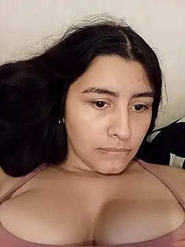 Tiffany06 online show from April 23, 2026, 1:13 pm