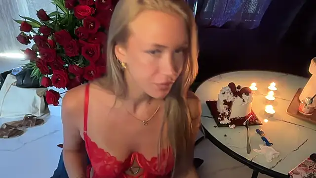 Snapshot of livsslife chatting on February 15, 2026, 7:51 am livsslife online show from February 15, 2026, 7:51 am