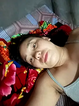 vanvan005 online show from February 25, 2026, 11:14 pm