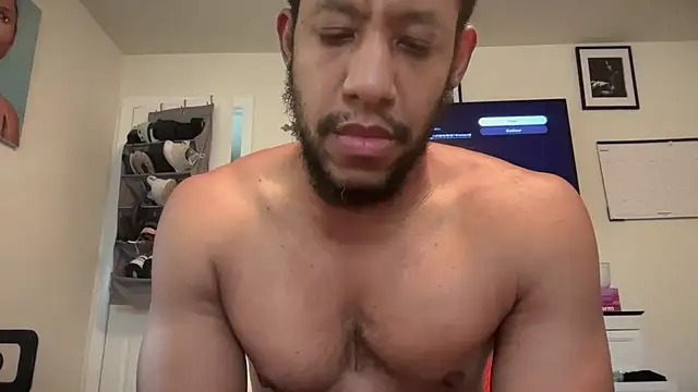 Snapshot of mannib_39 chatting on May 24, 2026, 9:42 pm mannib 39 online show from May 24, 2026, 9:42 pm