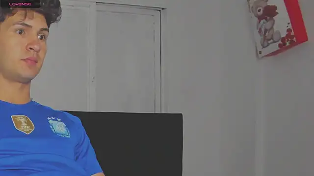 camilo model online show from June 5, 2026, 8:09 am