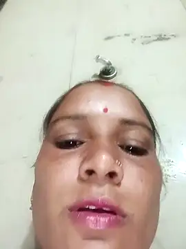 Hot hiuj online show from January 16, 2026, 9:35 am