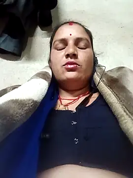 Hot hiuj online show from February 6, 2026, 8:12 pm