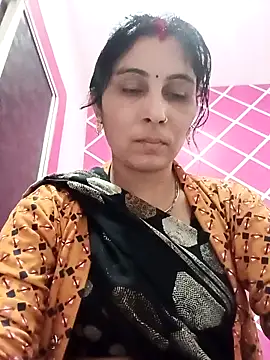 Hot ree85 online show from February 16, 2026, 5:36 am